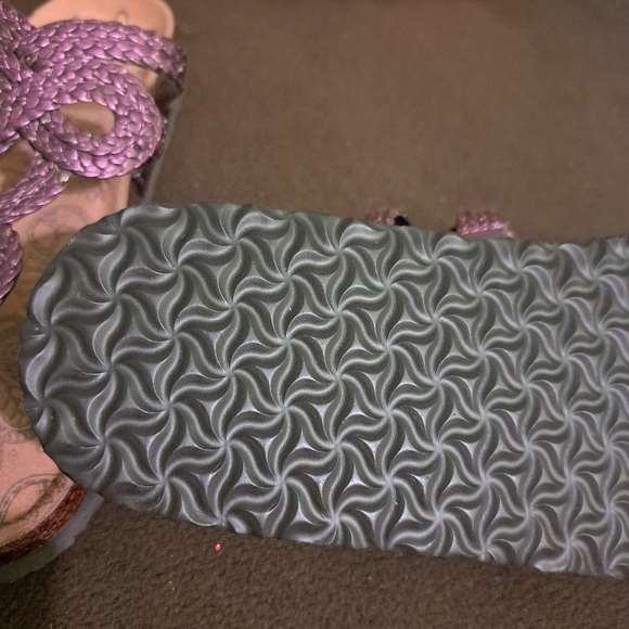 Muk Luks Women's Sandals - Picture 10 of 11